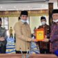 Rektor Universitas Jambi Prof. Drs. H. Sutrisno, M.Sc., Ph.D dan Ketau LAM Jambi Drs. H. Hasan Basri Agus, MM. [FOTO : Jambi.antaranews.com]