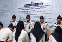 TEGAKKAN INTEGRITAS: Seluruh jajaran Lapas Kelas IIB Kuala Tungkal melaksanakan penandatanganan Ikrar Zero Halinar sebagai bentuk komitmen nyata dalam pemberantasan handphone, pungutan liar, dan narkoba di lingkungan pemasyarakatan, Senin (20/04/2026). (FOTO : Dok. Lapas/Abas/LT)