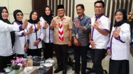 Acara Audiensi Ketua LPAI Kota Jambi, Meri Marwati bersama rombongan dengan Wawako Jambi Dr. dr. H. Maulana, MKM di ruang kerjanya, Selasa (9/8/22). FOTO : Ist