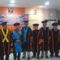 Muhammad Thohir didampingi Istri, anak dan Ibu usai Sandang Gelar Doktor di Universitas Jambi, Jumat (7/7/23). FOTO : IST