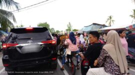 Kondisi kemacetan di lokasi Jajanan Simpang Desa Teluk Sialang (Ist)