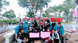 Mahasiswa-Mahasiswi IMADIKSI-KIPK UIN Suthan Jambi Galang Dana Untuk Korban Kebakaran Kuala Tungkal, Senin (7/2/22). FOTO : DOK/Val