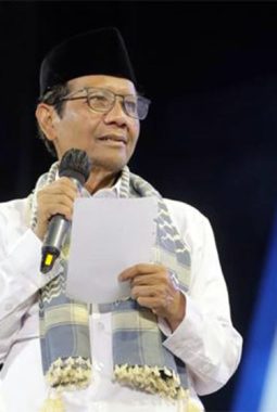 Konflik Internal Menguat, Mahfud MD Nilai PBNU Bergeser ke Urusan Bisnis dan Tambang