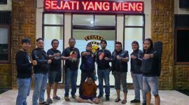 Satreskrim Polres Kerinci Amankan Maling Kulit Manis berinisial A (43). FOTO : HMS