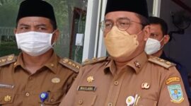 Wakil Wali Kota Jambi H. Maulana Monitoring Vaksinasi Covid- 19 di Markas PMI Kota Jambi, Selasa (11/1/22). FOTO : Noval