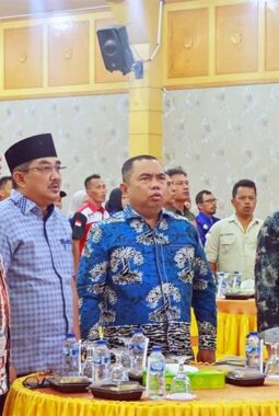 Momentum May Day 2024: Pemkab Tanjab Barat Komitmen Kawal Hak dan Kesejahteraan Pekerja
