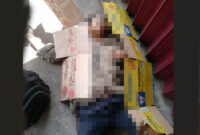 Jasad Laki-Laki Ditemukan Teleh Meninggal di Depan Ruko. FOTO : Ij