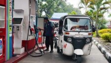 Melalui kolaborasi Pertamina Patra Niaga Regional Sumbagut dengan berbagai pihak, antrean kendaraan kini berangsur normal dan pasokan energi dipastikan aman untuk memenuhi kebutuhan masyarakat. (Foto: Dok. Pertamina Patra Niaga)