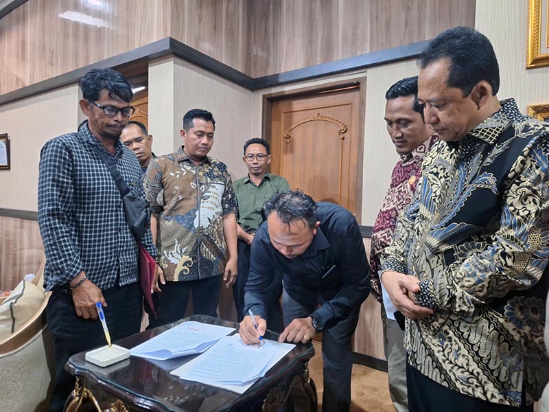 Kasus Pembakaran Pompong di Desa Gedong Karya Berakhir Damain Lewat Mediasi. FOTo : Alam/LT