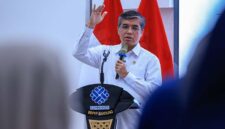 TRANSFORMASI BLK: Menteri Ketenagakerjaan (Menaker) Yassierli memberikan arahan terkait kebijakan ketenagakerjaan tahun 2026 di BBPVP Bandung, Jawa Barat, Jumat (8/5/2026). Dalam arahannya, Menaker menegaskan transformasi Balai Latihan Kerja (BLK) sebagai inkubator bisnis dan pusat pengembangan talenta guna mempercepat penyerapan tenaga kerja dan pencetakan wirausaha mandiri. (Foto: Biro Humas Kemnaker)