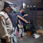 Polsek Betara Melakukan Indentifiasi di Rumah Korban. FOTO : Polsek Betara