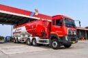 Pertamina Patra Niaga mengoptimalkan pergerakan Mobil Tangki (MT) melalui implementasi pola suplai berlapis (Regular, Alternative, Emergency). Pemantauan stok secara real-time terus dilakukan untuk memastikan kelancaran pasokan energi nasional. (FOTO : Dok. Pertamina)
