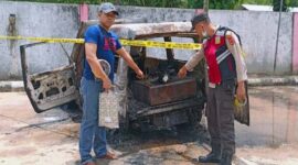 Mobil Suzuki Katana Nopol BH 1517 BL terbakar di Agen Premium dan Solar (APMS) di RT 26, Ds. Sungai Gelam, Kec. Sungai Gelam, Kab. Muaro Jambi, Sabtu (3//9/22). FOTO : SEK S GELAM