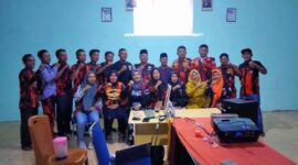 Ketua MPC Pemuda Pancasila Kabupaten Muaro Jambi Aidi Hatta dan rombongan Ketika Melakukan kunjungan kerja ke Pimpinan Anak Cabang Kumpeh Ilir, Kamis (23/12/21). FOTO : NOVAL