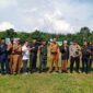 Pj Bupati Muaro Jambi Buka Liga Santri PSSI Piala Kasad 2022 di Desa Sekernan. FOTO : Noval/Lintastungkal