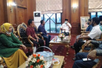 FOTO : Pengurus dan Panitia Mubes Saat Silaturahmi di Ruang Kerja Gubernur Jambi Rabu (09/09/20)