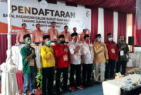 FOTO : Pasangan Calon Bupati-Wakil Bupati Mulyani-Amin Saat Mendaftar di KPU Tanjung Jabung Barat, Minggu (06/09/20)