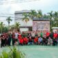 SINERGI JELANG MAY DAY: Kapolres Tanjab Barat, AKBP M. Kuswicaksono, S.I.K, M.H., berfoto bersama jajaran Pejabat Utama (PJU) Polres dan perwakilan pimpinan Serikat Pekerja se-Kabupaten Tanjab Barat usai kegiatan silaturahmi di Polsek Tebing Tinggi, Selasa (14/4/2026). Pertemuan ini bertujuan memperkuat sinergi demi menjaga stabilitas keamanan menjelang Hari Buruh Sedunia. (FOTO : Dok. Pres Tjb)