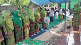 Pelantikan Pengurus Ranting Muslimat Nahdlatul Ulama (NU) Desa Tunas Mudo, Kecamatan Sekernan masa khidmat 2021-2026 oleh Ketua Muslimat NU Muaro Jambi di Ponpes Bidayatul Ulum, Selasa (22/2/22).