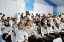 PENGAKUAN KOMPETENSI: Suasana antusiasme para alumni Magang Nasional. Kemnaker resmi membuka pendaftaran sertifikasi kompetensi gratis melalui platform MagangHub pada 8–19 Juni 2026 sebagai langkah nyata memperkuat daya saing tenaga kerja muda Indonesia. (FOTO : Dok. Biro Humas Kemnaker)