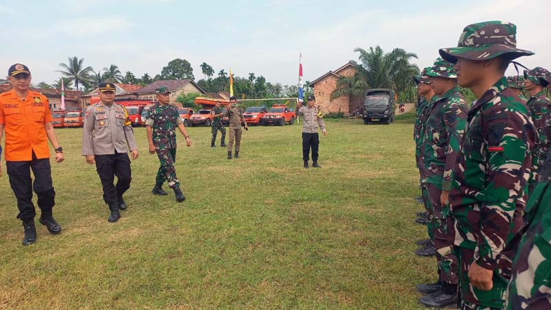 Pabung Muaro Jambi Mayor Inf Beni Saat Hadiri Latihan Gabungan Penanggulangan Bencana Provinsi Jambi. FOTO : Viryzha