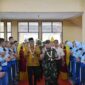Pangdam II/Sriwijaya Mayjen TNI Hilman Hadi Saat di SMAN Titian Teras H. Abdurahman Sayoeti Jambi, Sabtu (19/11/22). FOTO : PENREM