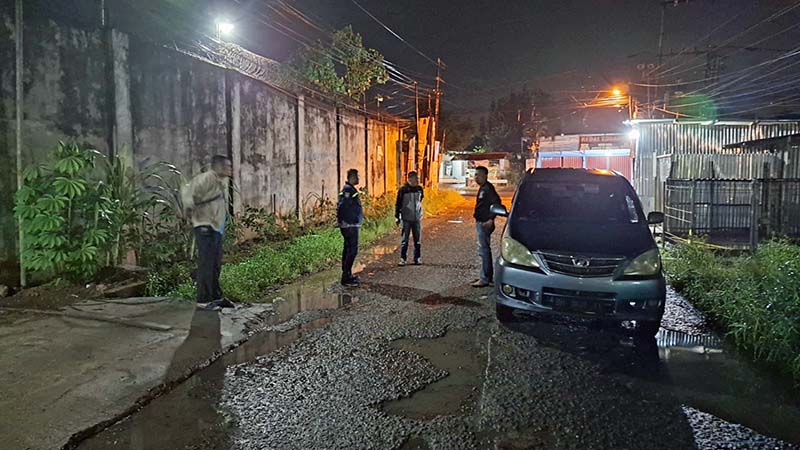 Anggota Polsek Tambi Timur Lakukan Patroli Mobile Hingga Dinihari Guna Antisipasi Tindak Pidana menyisir Wilayah Sepi. FOTO : Viryzha