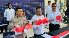 Wadir Reskrimsus Polda Jambi AKBP Taufik Nurmandia, S.I.K., M.H Saat Presrilis Pengungkapan Kasus. FOTO : VIRYZHA