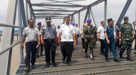 FOTO : Kepala Dinas Perhubungan Tanjung Jabung Barat Syamsul Juhari, S.Sos Saat Meninjau Pelabuhan Roro Beberapa Waktu Lalu.