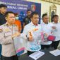 Dirreskrimum Polda Jambi Kombes Pol Dr. Manang Soebeti mengungkap kronologi kejadian serta penindakan tegas terhadap pelaku pada Pres Rilis, Senin (21/4/2025). FOTO : VIRYZHA