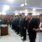 Bupati Tanjab Barat H. Anwar Sadat Saat melantik dan mengambil sumpah 8 pejabat tinggi pratama atau eselon II dan 9 Pejabat Administrator dan Pengwas di Gedung Pola Utama Kantor Bupati, Senin (16/10/23). FOTO : BAS/LT
