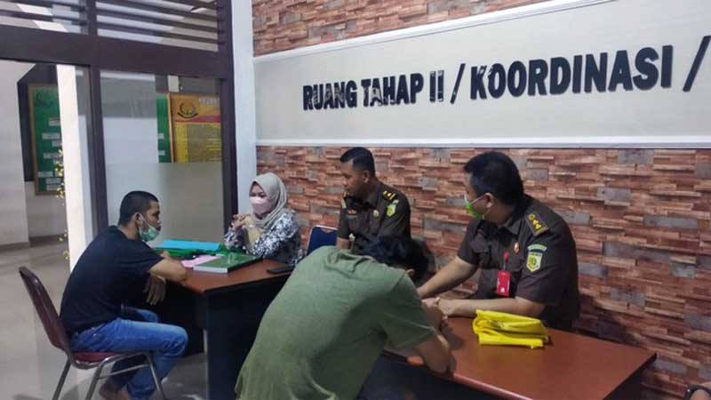 Dok. Perkara 2 Kurir Sabu Jaringan Malaysia Dilimpahkan ke Kejari Jambi. FOTO : Kumparan
