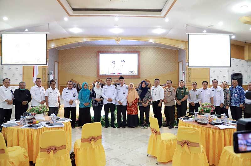 Foto bersama Narasumber usai kegiatan Musrenbang RKPD Kabupaten Tanjung Jabung Barat Jambi Tahun 2024. FOTO : Ist