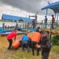 Tim SAR Bersiap Melakukan Pencarian Satu Orang Dinyatakan Hilan Dalam Insiden Kapal Pompong Terbakar di Perairan Sungai Batanghari Wilaha Kecamatan Berbak Tanjab Timur. FOTO : Hms KANSAR Jambi