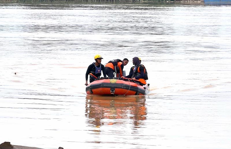 Hanya Ditemukan Sepasang Sandal, SAR Jambi Cari Identitas Wanita yang Terjun dari Aur Duri I. FOTO : Humas SAR Jambi