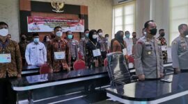 Polres Tanjabbar Vicon Pengambilan Sumpah dan Penandatanganan Pakta Integritas Penerimaan Taruna Akpol, Bintara dan Tamtama 2021, Selasa (13/04/21)