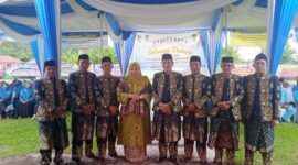 Bupati Muaro Jambi Hj. Masnah Busro menghadiri acara Pengukuhan Adat Kepala Desa Se Kecamatan Taman Rajo. FOTO : Noval