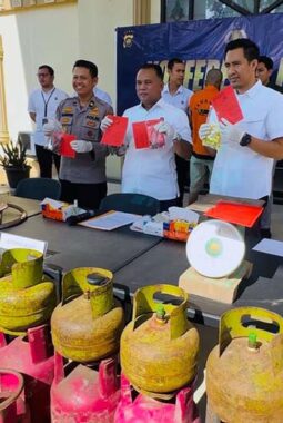 Ditreskrimsus Polda Jambi Ungkap Pengoplosan Gas Subsidi Secara Ilegal