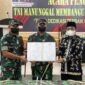Danrem 042/Gapu Brigjen TNI Supriono, S. IP, MM didampingi Dandim 0419/Tanjab melakukan serah terima berita acara Program TMMD ke-113 Tahun 2022 kepada Pemerintah Tanjab Barat melalui Bupati Drs H Anwar Sadat, M. Ag, Kamis (9/6/22). FOTO : Pendim Tjb