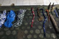 Begini Kain Sarung Dibentuk Oleh Para Kelompok Remaja di Kota Jambi Untuk Perang Sarung. [FOTO : HMs Polresta Jambi]
