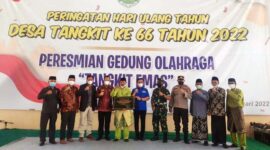 Wabup Muaro Jambi Resmikan GOR Tangkit Emas, Desa Tangkit, Kecamatan Sungai Gelam, Senin (28/2/22). FOTO : Kominfo