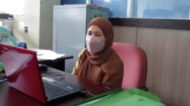 Ibu Ice Wijaya, Kasubag Pengendalian Ekonomi Bagian Perekonomian Setda Kabupaten Muaro Jambi. FOTO : Noval