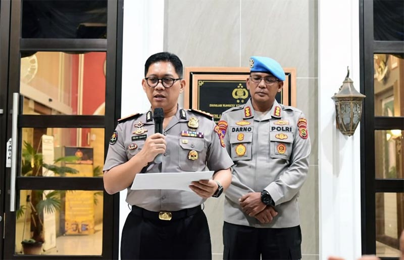 Polda Jambi Jatuhkan Sanksi PTDH terhadap Dua Oknum Anggota Terkait Pelanggaran Kode Etik Berat. FOTO : IST