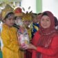 Persit KCK Koorcab Rem 042 PD II Sriwijaya Gelar Lomba Agustusan Bagi Anggota dan Anak TK Kartika. FOTO : Penrem042