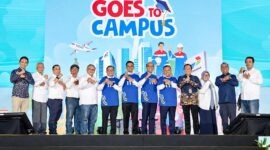 Rektor ITS Prof. Bambang Pramujati bersama manajemen PT Pertamina (Persero) dan jajaran Direksi Pertamina Patra Niaga dalam pembukaan Pertamina Goes to Campus (PGTC) 2026 di Kampus ITS, Surabaya, Selasa (15/9). (FOTO : Dok. Pertamina)