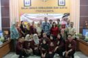 etroChina Berangkatkan Perajin Batik dan Songket Tanjab Barat ke Yogyakarta. FOTO : Tim Media