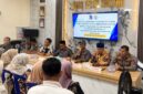 Suasana jalannya Musyawarah Desa Pemilihan Kepala Desa Pengganti Antar Waktu (PAW) Desa Teluk Sialang yang dihadiri oleh jajaran Forkopimcam Tingkiran Hilir, panitia, dan perwakilan masyarakat, Kamis (4/6/2026). (Foto: Istimewa)