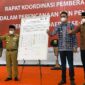 Pj Bupati Muaro Jambi Bachyuni Deliansyah menghadiri rapat bersama Komisi Pemberantasan Korupsi (KPK) di SwissBell Hotel Kota Jambi, Selasa (13/8/22). FOTO : Humas