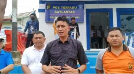 Pj Bupati Muaro Jambi Bachyuni Deliansyah saat Hadiri  Resmian Pos Satlantas Terpadu di Simpang 3 Desa Mendalo Darat, Sabtu (24/9/22). FOTO : Noval.