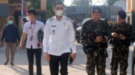 Pj. Bupati Bachyuni Deliansyah Ketika Menghadiri Autopsi Ulang Jenazah Brigadir Yosua di Rumah Sakit Umum Daerah Sungai Bahar, Rabu (27/7/22). FOTO : Istimewa